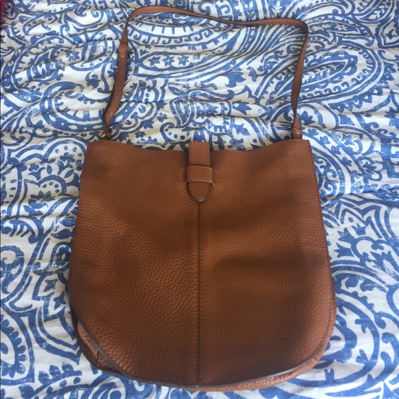 Banana Republic Handbags - NWOT Banana Republic Hobo bag